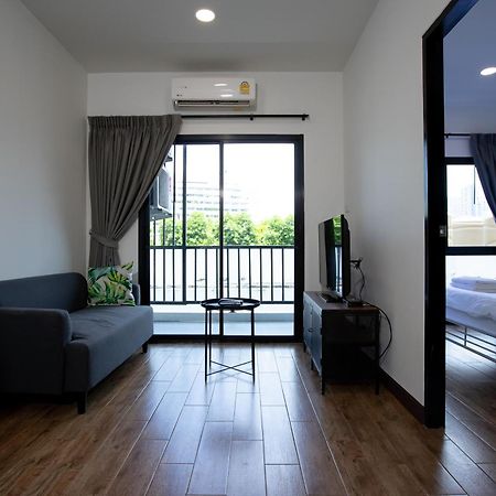 Room 36 Service Apartment Bangkok Kültér fotó