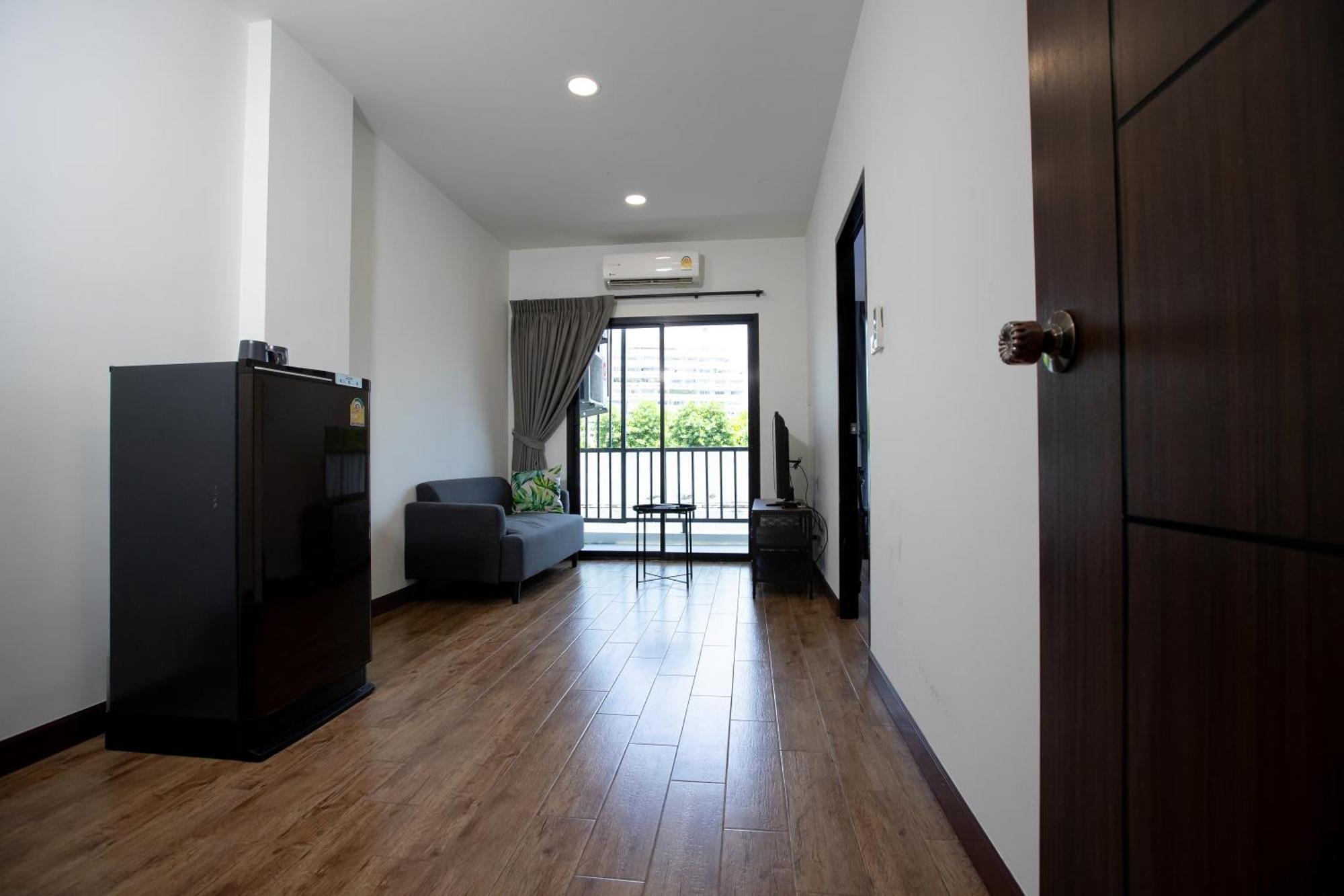 Room 36 Service Apartment Bangkok Kültér fotó