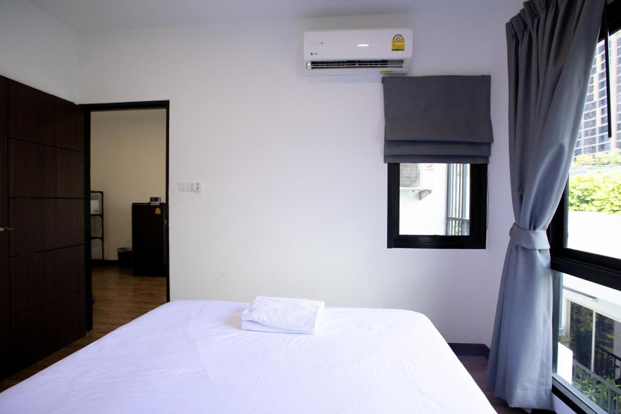 Room 36 Service Apartment Bangkok Kültér fotó