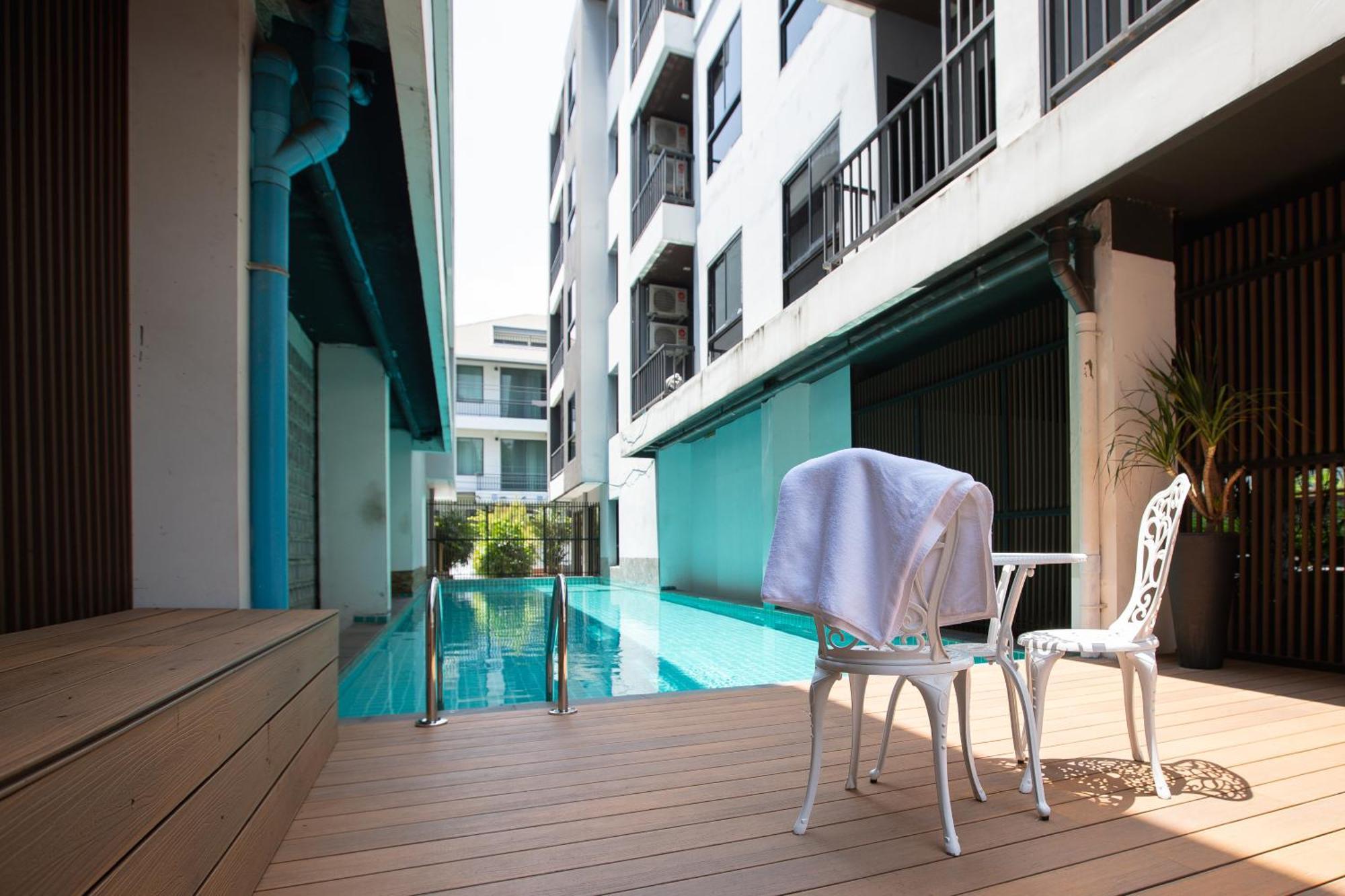 Room 36 Service Apartment Bangkok Kültér fotó